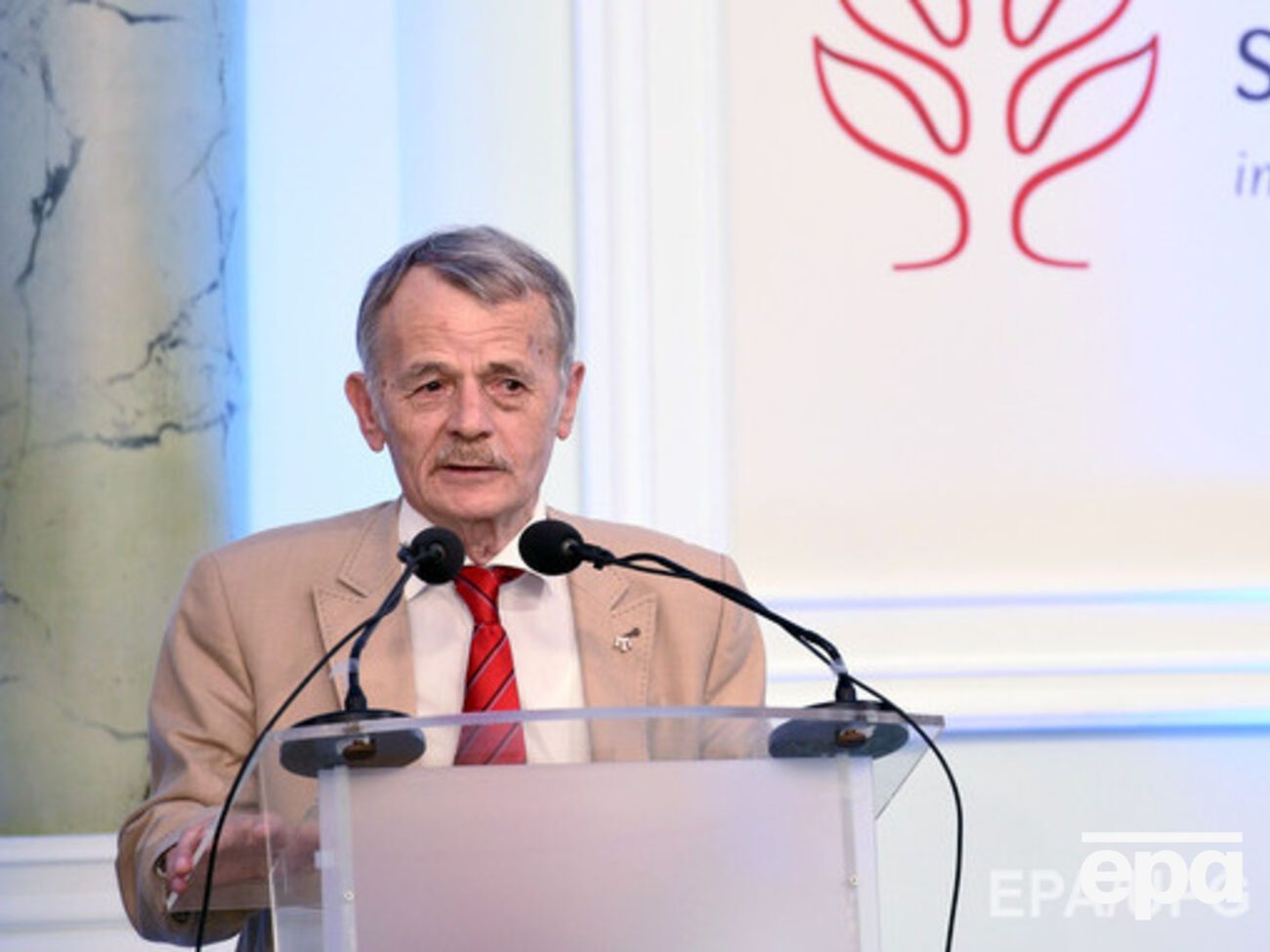 Джемилев:&nbsp;Если мы говорим о необходимости санкций, то не должны воровским путем торговать с Россией