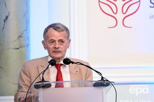 Джемилев: Если мы говорим о необходимости санкций, то не должны воровским путем торговать с Россией