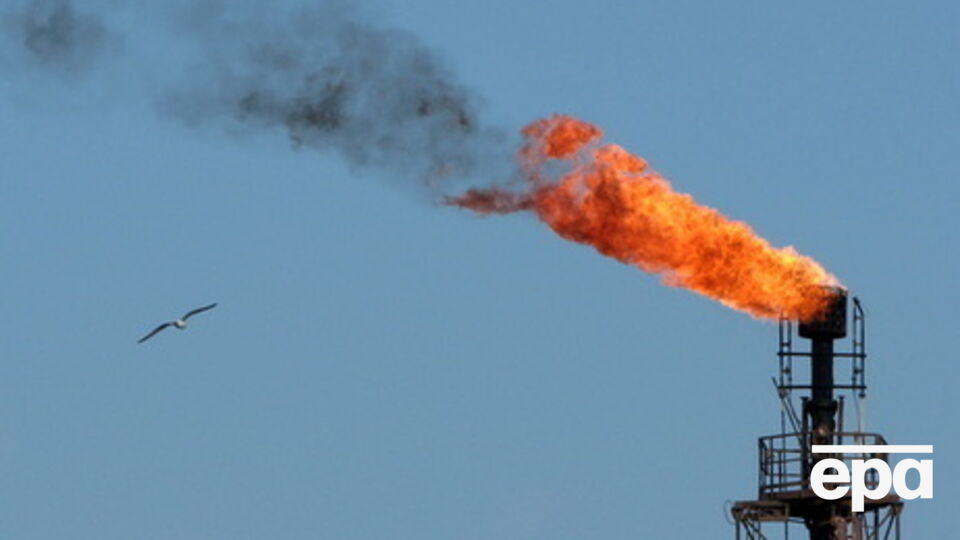 Цена на нефть может рухнуть до $20 за баррель