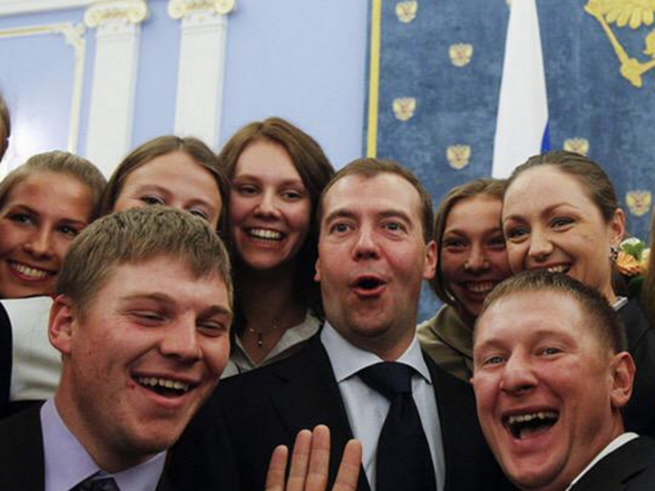 14 сентября премьер-министру РФ Дмитрию Медведеву исполнилось 50 лет