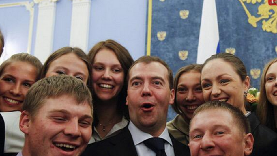 14 сентября премьер-министру РФ Дмитрию Медведеву исполнилось 50 лет