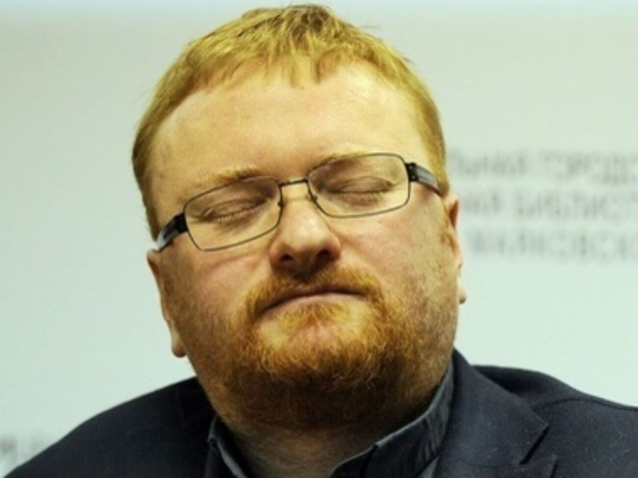 Милонов:&nbsp;Моя машина мешает городу меньше, чем алкоголик, валяющийся в собственных нечистотах