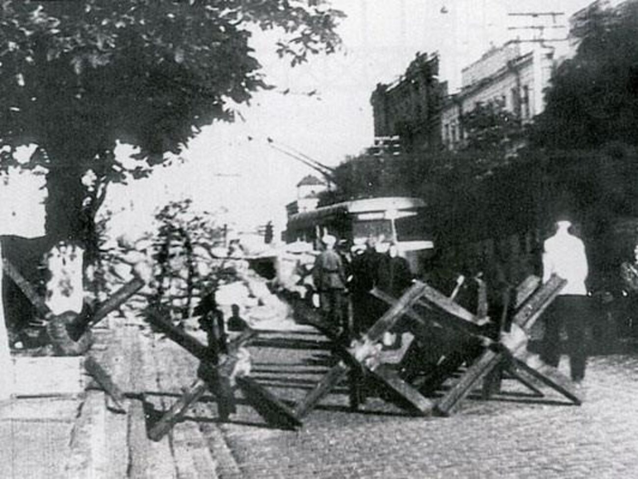 Баррикады возле ЦУМа, 1941 год