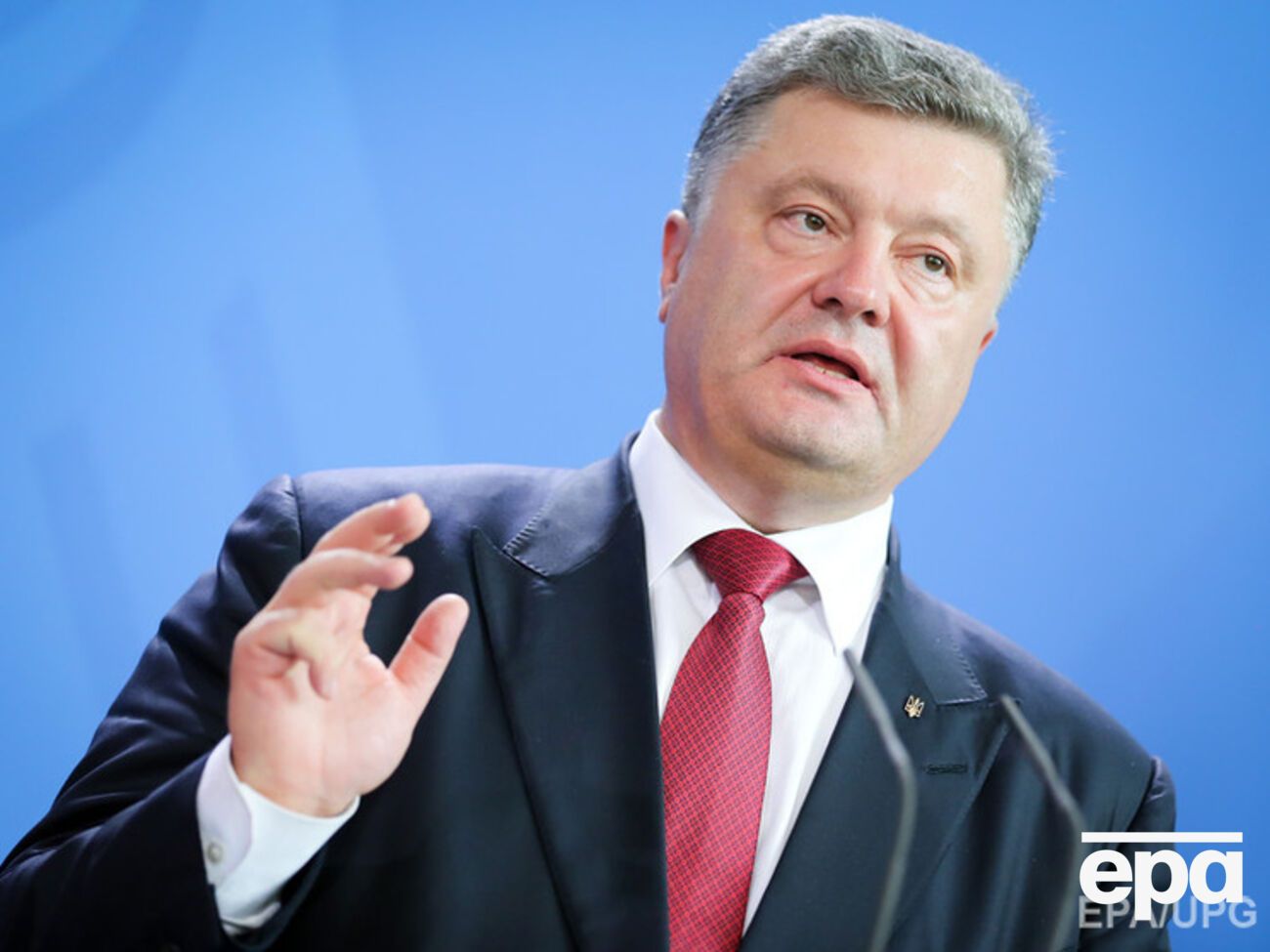 Президент призвал Раду снять неприкосновенность с депутатов и судей