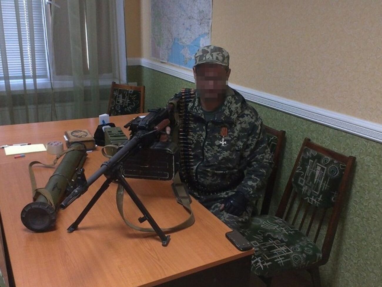 СБУ: Задержанный участвовал в боях против подразделений ВСУ, с оружием дежурил на блокпостах террористов вблизи Горловки