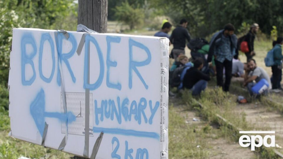 Венгрия вводит чрезвычайное положение из-за мигрантов