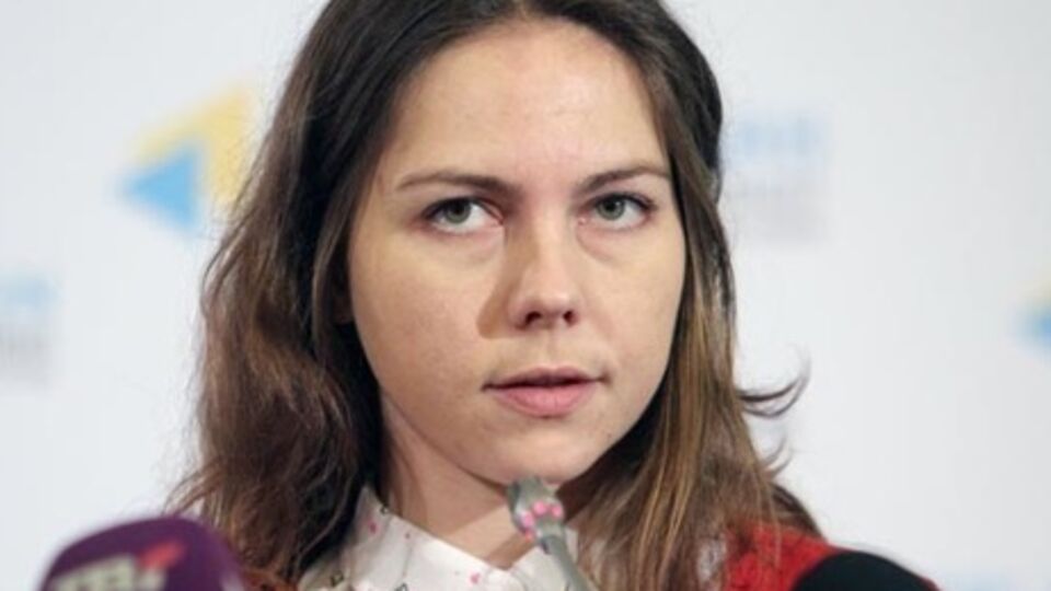 Сестра Надежды Савченко Вера приглашает всевлян посетить презентацию книги "Сильное имя Надежда" в Украинском доме в 19.00