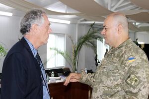 Замруководителя АТО полковник Соколов: ВСУ строго придерживаются мирных договоренностей и не поддаются на провокации врага