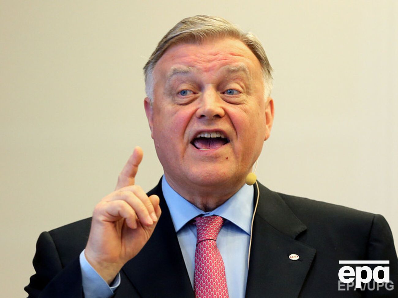 Якунин отказался идти в Совет Федерации