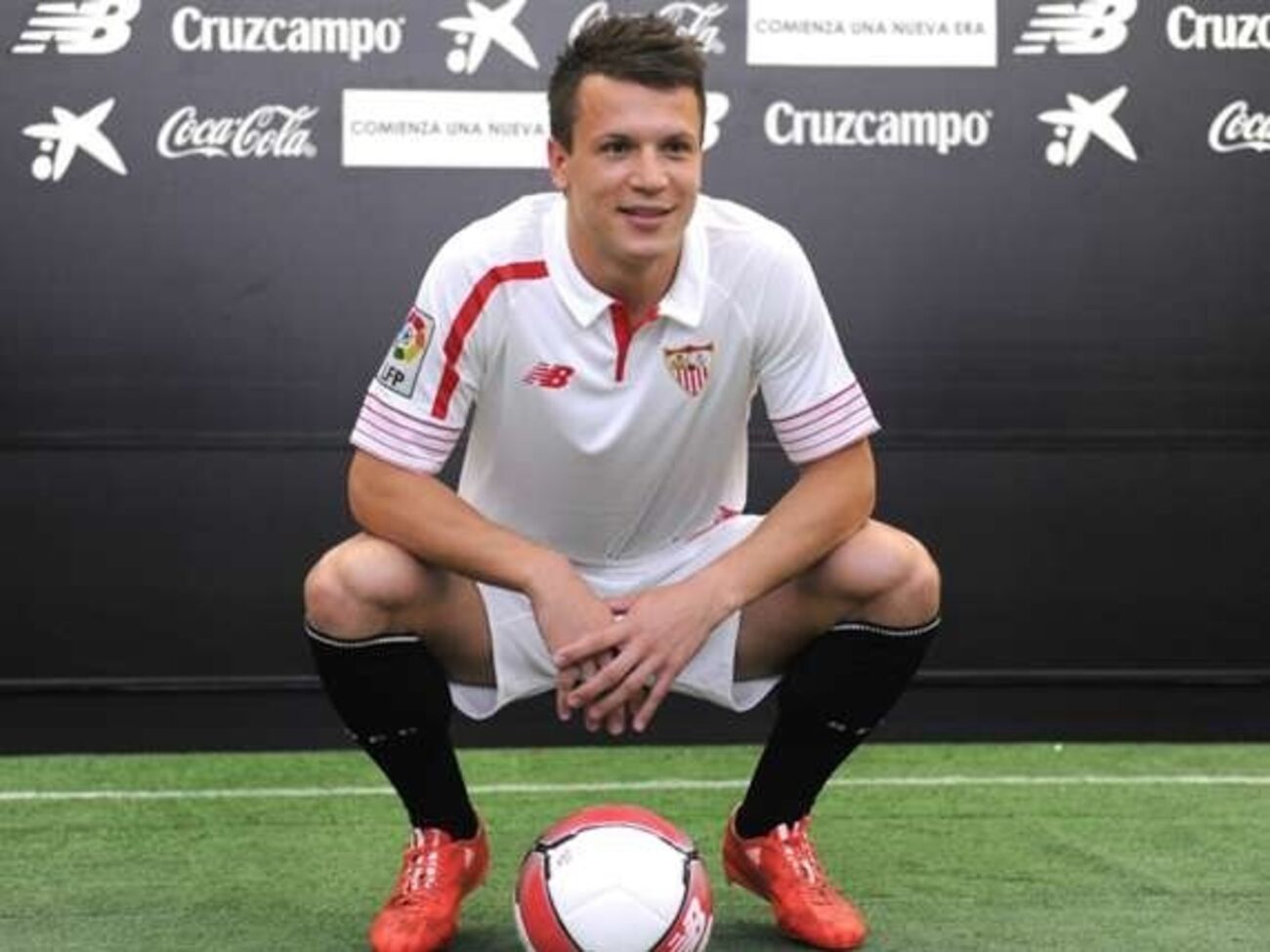 Коноплянка забил первый гол в Лиге Чемпионов