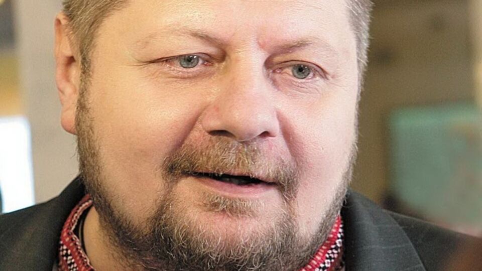 Мосийчук покинул здание ВР в сопровождении сотрудников СБУ