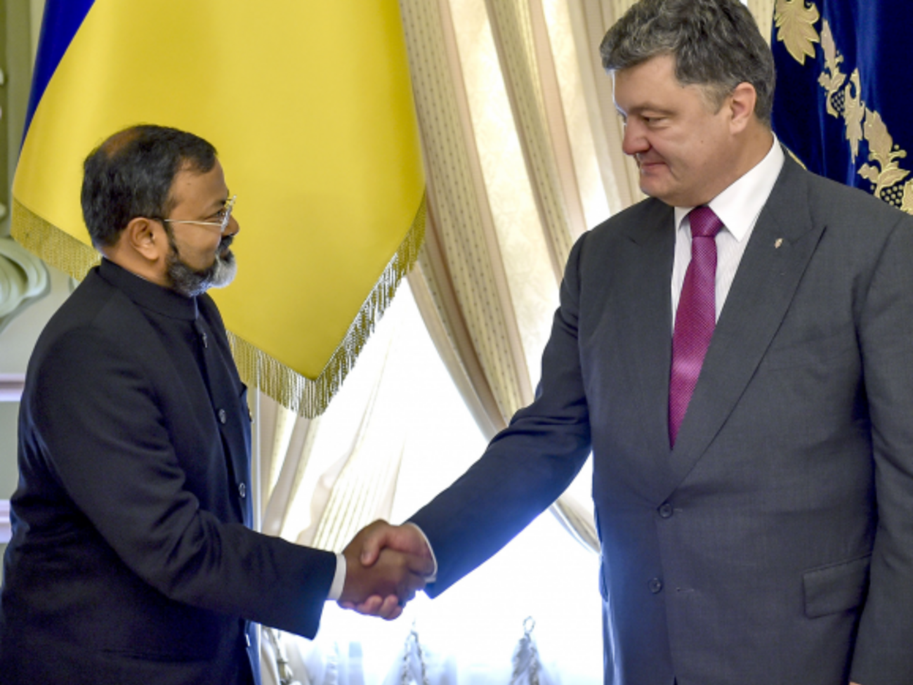 Послы иностранных государств вручили Порошенко верительные грамоты. Фоторепортаж