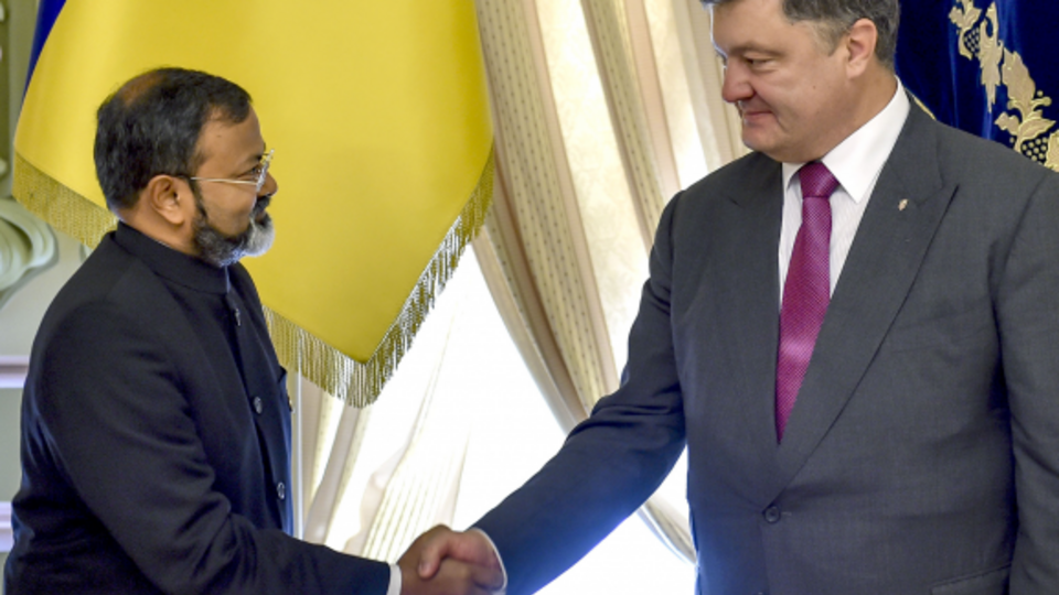 Послы иностранных государств вручили Порошенко верительные грамоты. Фоторепортаж