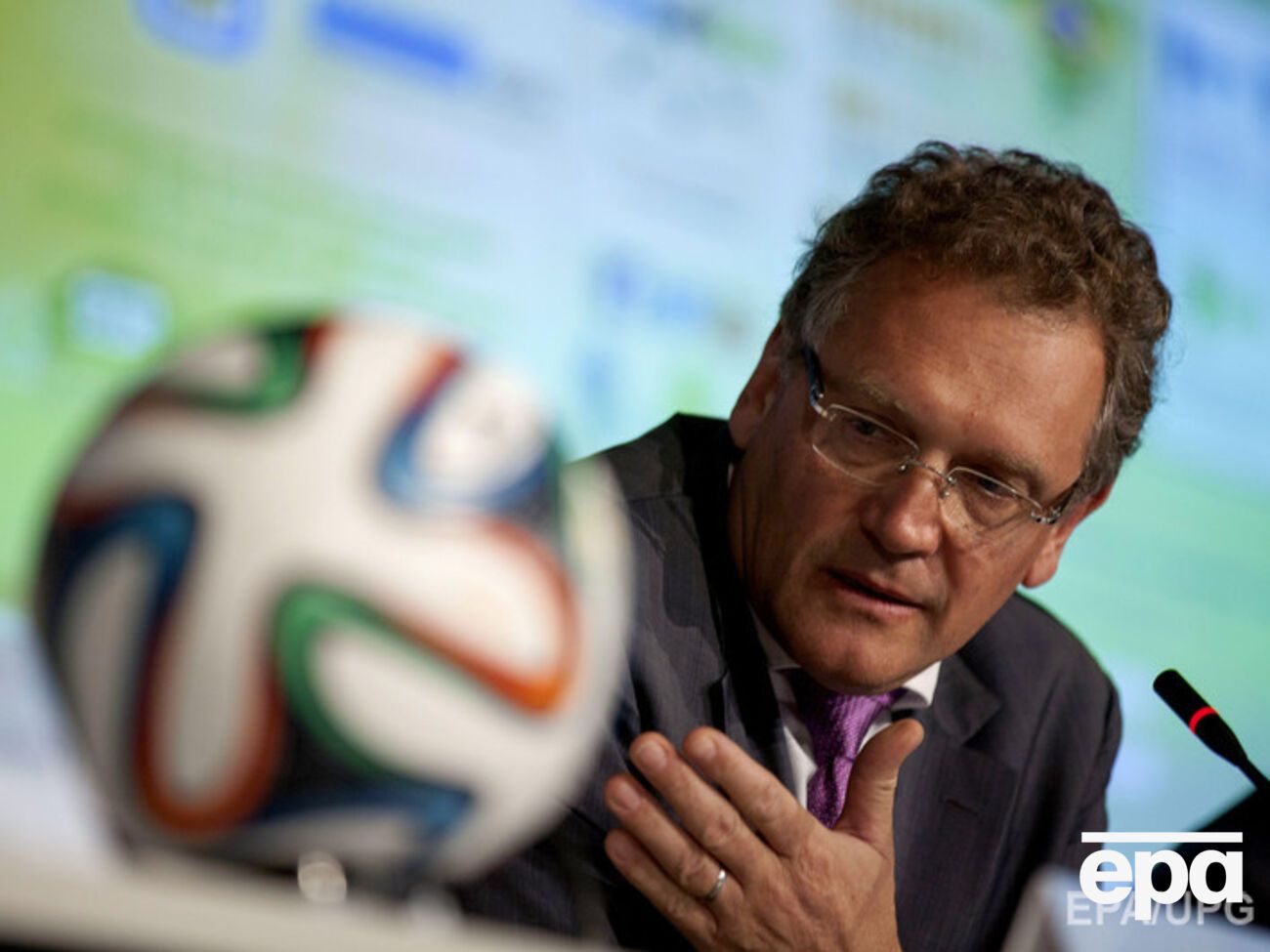 Вальке отверг обвинения в махинациях с билетами