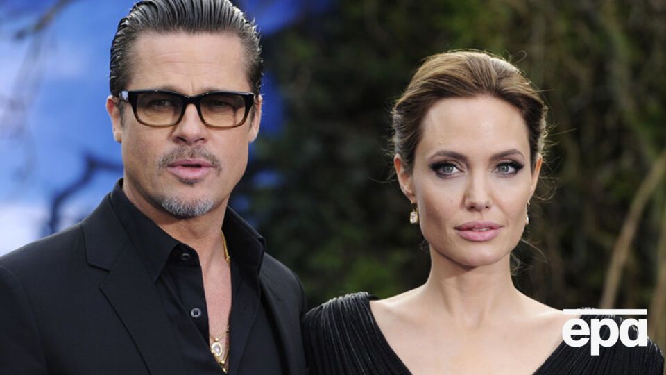 Для Анджелины Джоли и Брэда Питта готовят "гнездышко" в Крыму