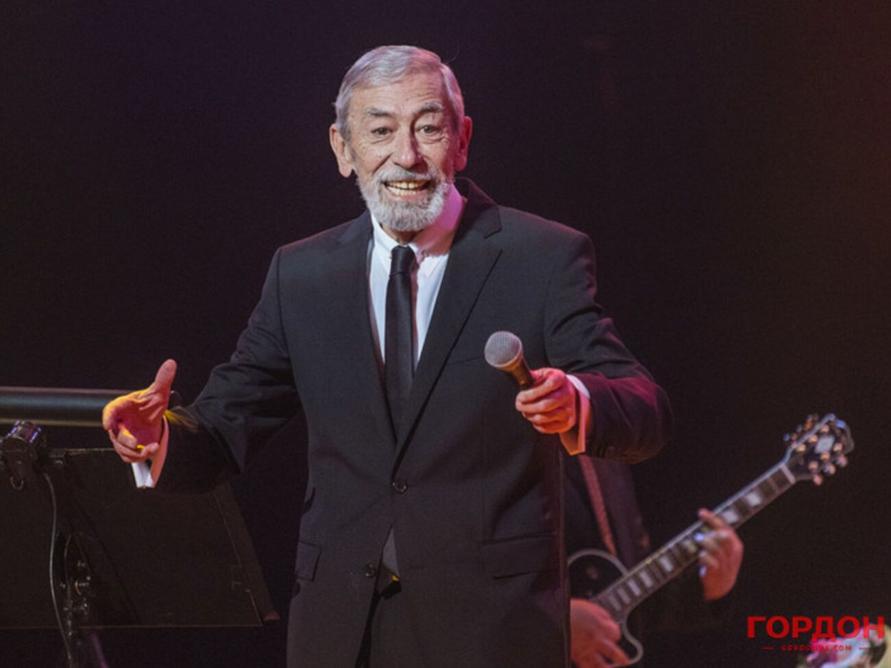 Вахтанг Кикабидзе: Хочу, чтобы скорее наступил мир, чтобы политики быстрее решили все вопросы в пользу народа