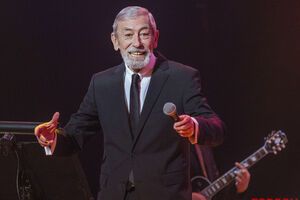 Вахтанг Кикабидзе: Хочу, чтобы скорее наступил мир, чтобы политики быстрее решили все вопросы в пользу народа