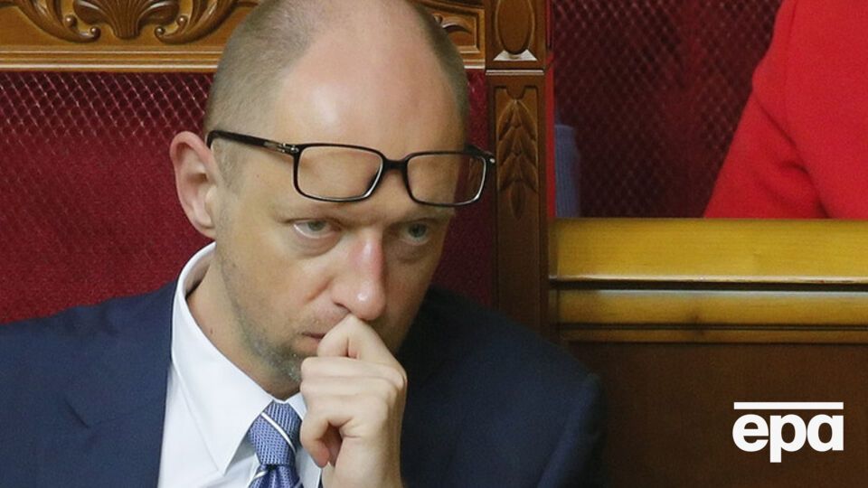 Требования РФ к "Нафтогазу" безосновательны, уверен Яценюк