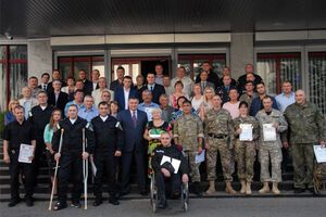 43 правоохранителя и семьи их погибших коллег получили квартиры от МВД. Фоторепортаж