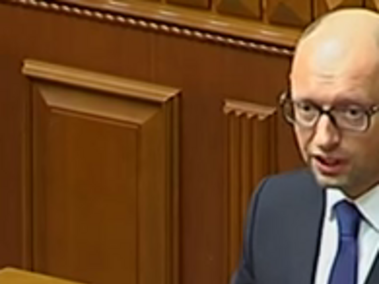 Яценюк: РФ требует от Украины $27 млрд