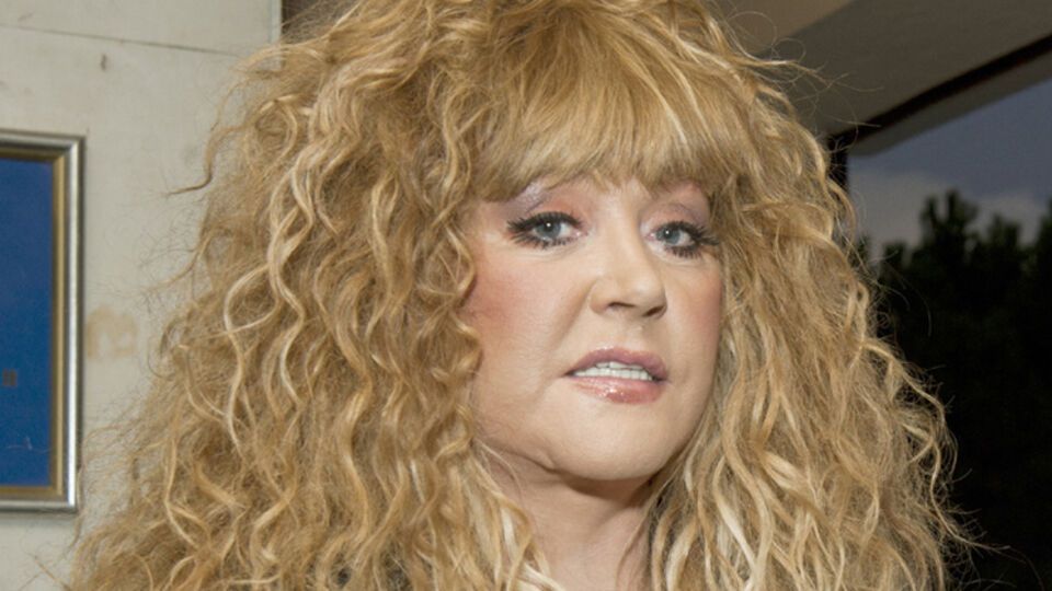 Пугачева, по словам Кушанашвили, считает происходящее между Россией и Украиной напрочь лишенным смысла