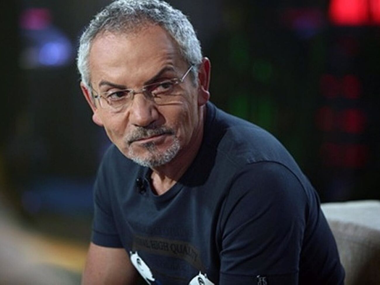 Шустер:&nbsp;У нас не было в лицензионном договоре того, что нас можно снимать с эфира и, как хлам, какой-нибудь мусор, выбрасывать налево и направо