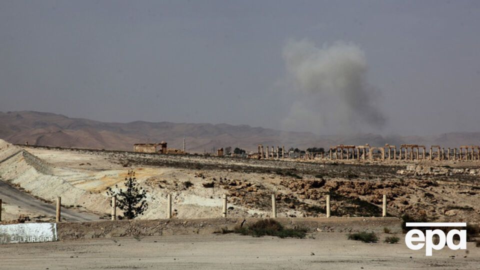 Количество жертв авиаударов в Пальмире растет