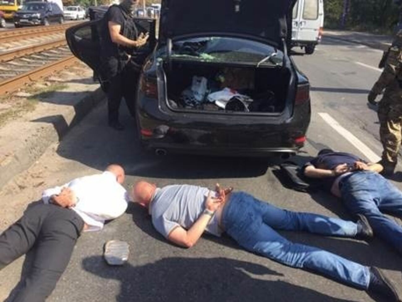 Правоохранители задержали трех курьеров, перевозивших из банка в офис 0,5 млн грн наличных