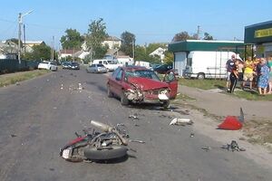 Пьяный судья выехал на полосу встречного движения и столкнулся с мотоциклистом