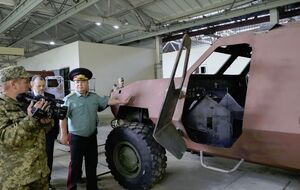 Полторак посетил Львовский бронетанковый завод