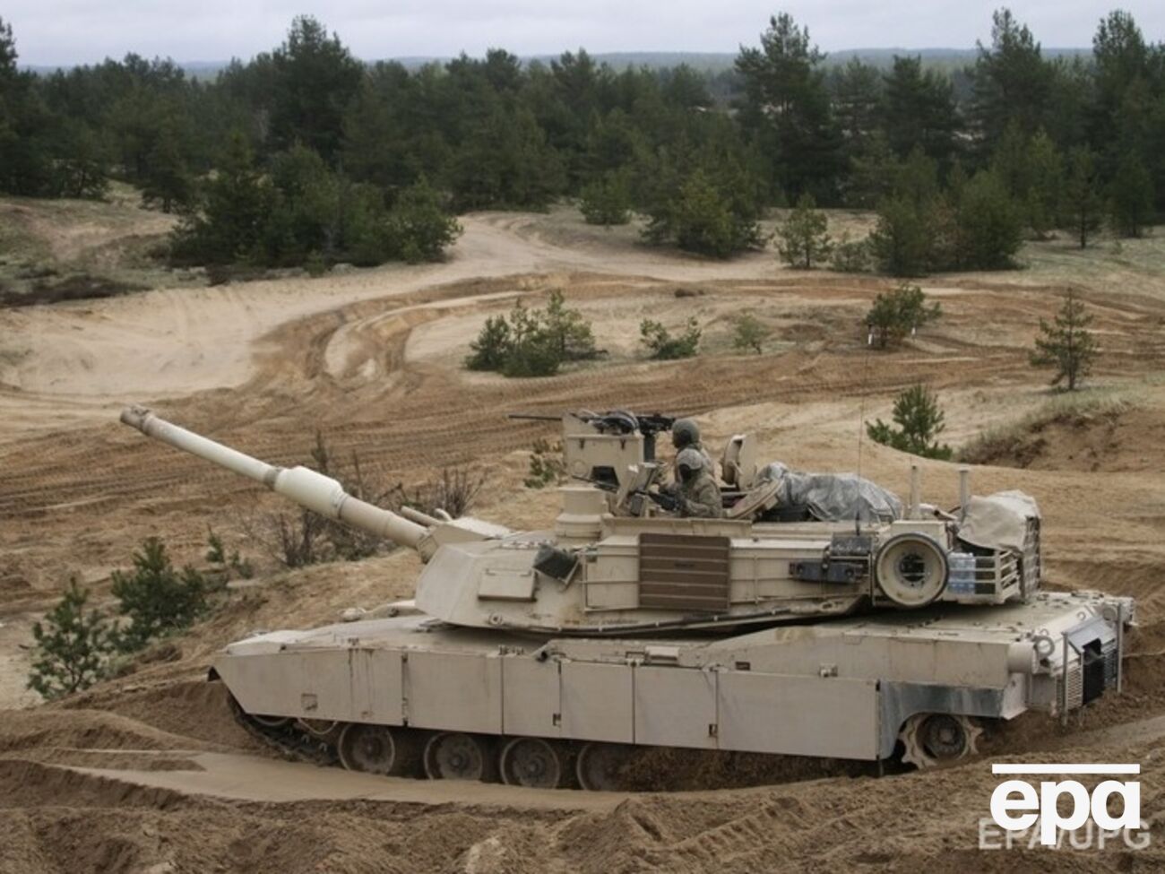 НАТО наращивает силы в Восточной Европе