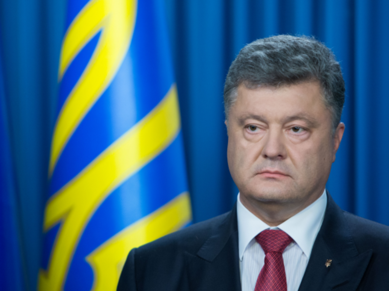 Президент обвинил РФ в ведении "гибридной войны"