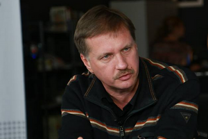 Чорновил: Если власть может защищать себя от внутреннего врага, мы до конца недели увидим ликвидацию ВО "Свобода", арест Тягнибока и роспуск "Січі"