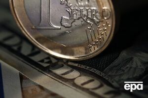 Гривна опустилась к доллару и евро