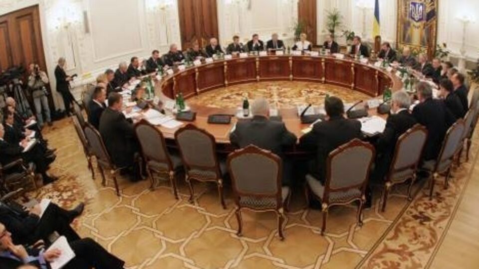 Совбез по предложению Кабмина и СБУ расширил санкции