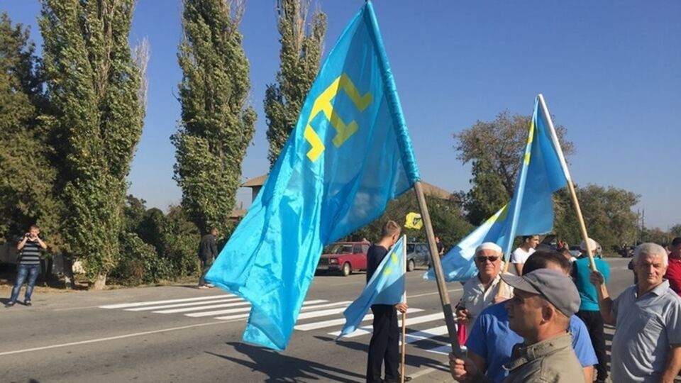 Началась акция по продовольственной блокаде оккупированного полуострова