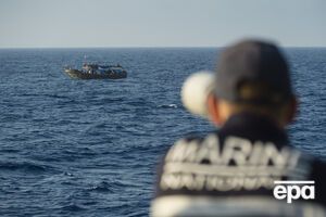 У берегов Турции лодка с беженцами столкнулась с паромом