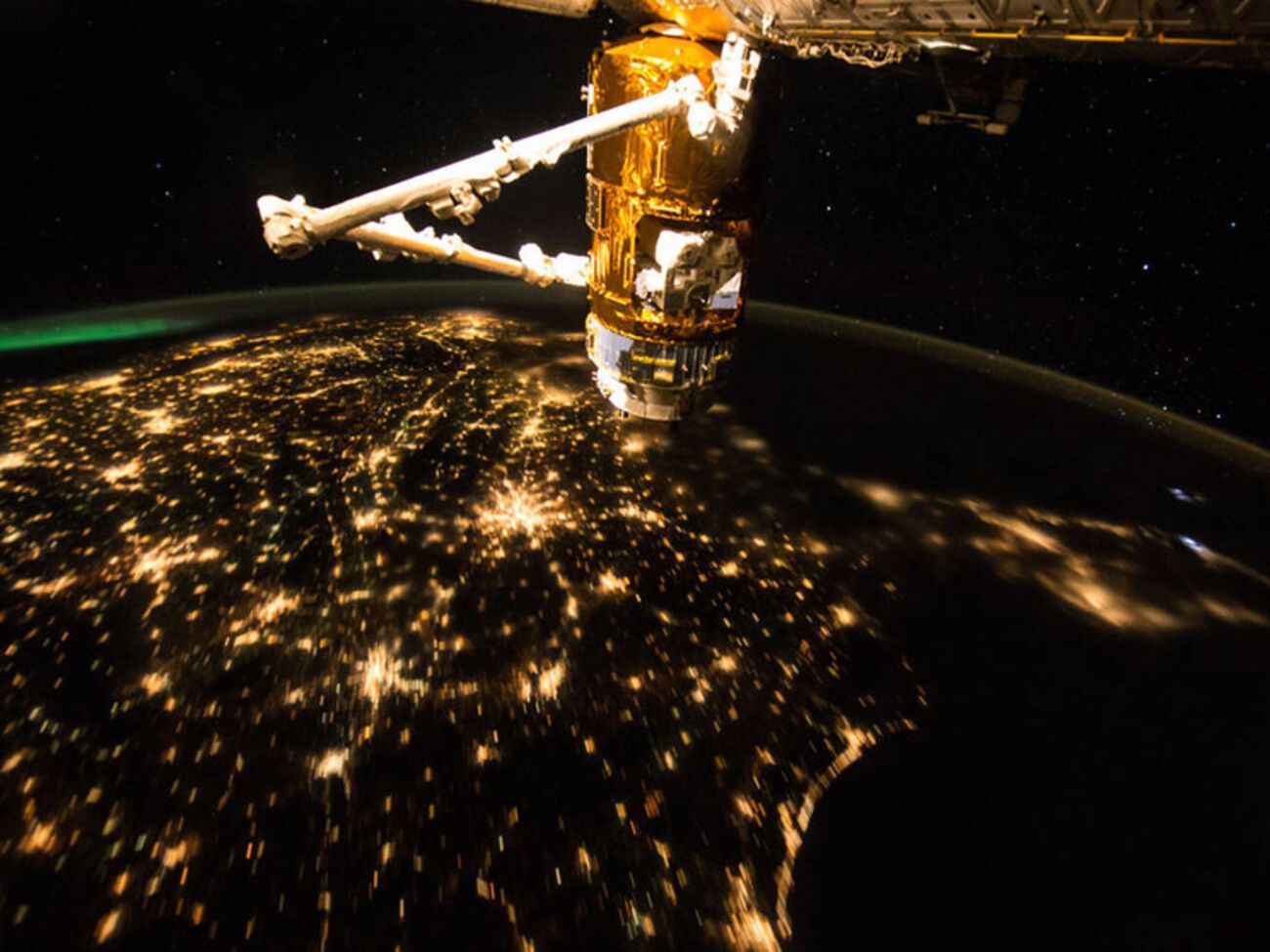 Астронавт NASA сфотографировал ночные Штаты