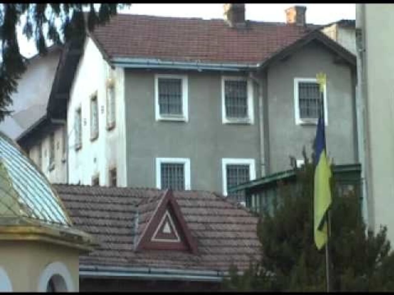 Мужчина совершил самоубийство в помещении для проведения следственных действий