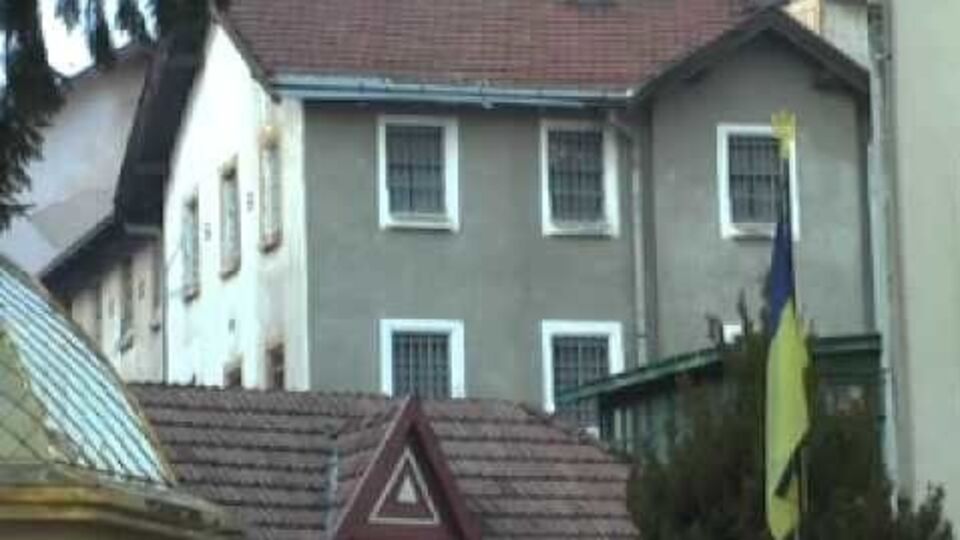 Мужчина совершил самоубийство в помещении для проведения следственных действий