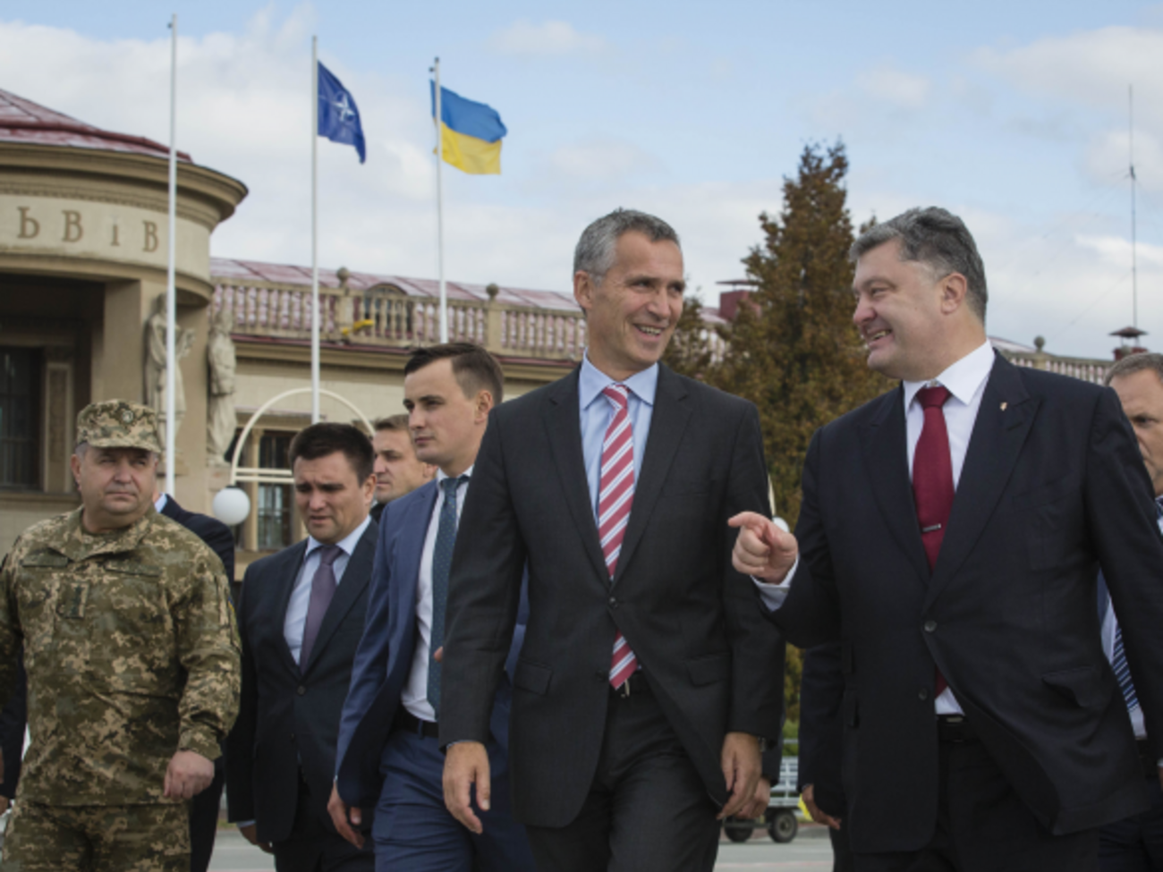 Порошенко: Критерии вступления в Евросоюз и в НАТО одинаковы