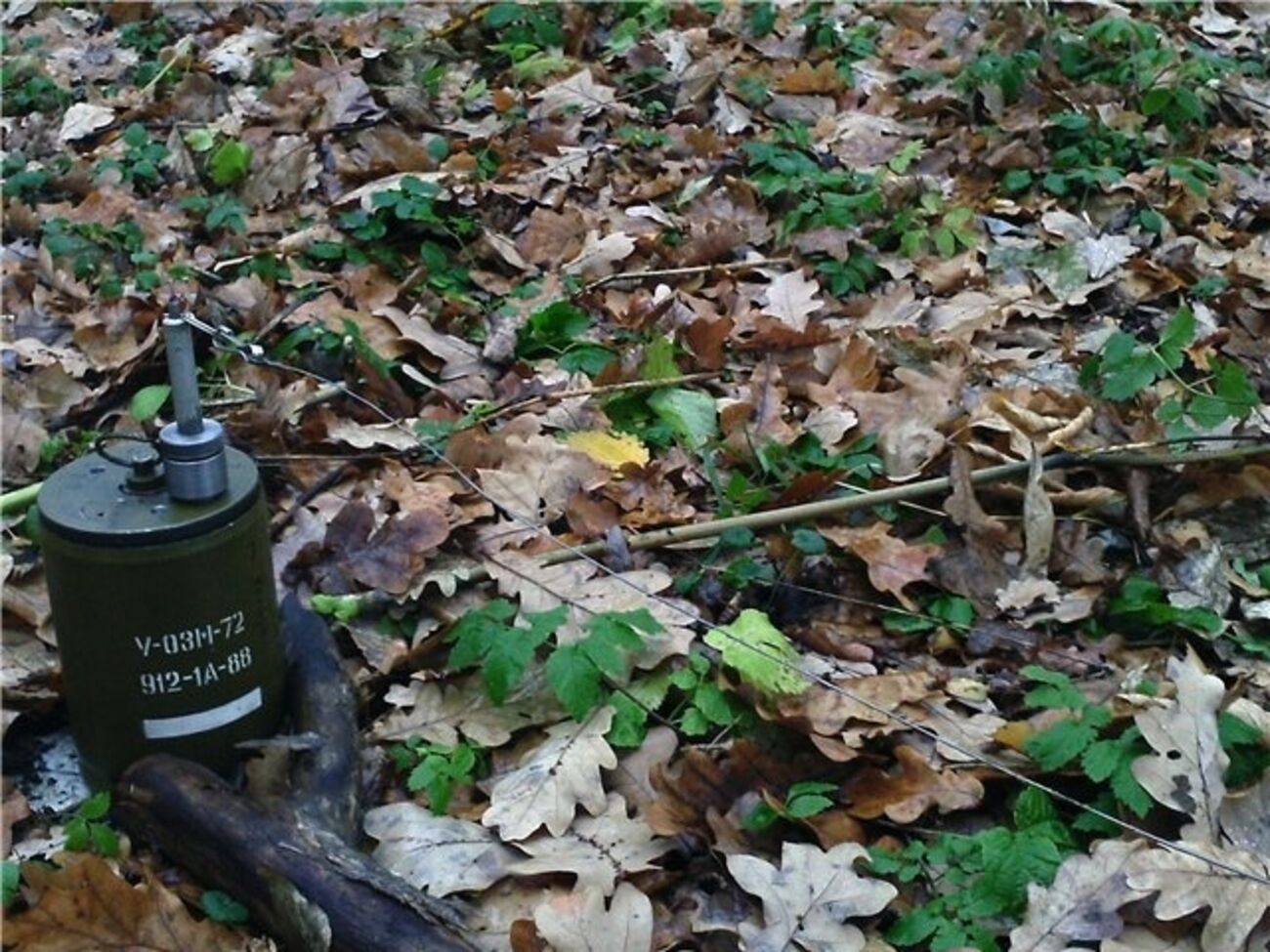 Военный подорвался на "растяжке"