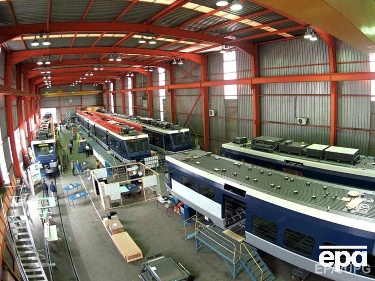 Канадская Bombardier Inc рассматривает возможность размещения производства локомотивов в Украине