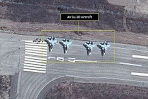 Спутниковые снимки, на которых, по словам американских военных, видны российские самолеты в Сирии