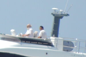 Стоимость яхты, наподобие той, что запечатлена на фото, от €680 тыс. и выше