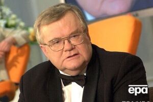 Полиция утверждает, что Сависаар неоднократно брал взятки в 2014-2015 годах в виде имущества и льгот на сумму в несколько сотен тысяч евро