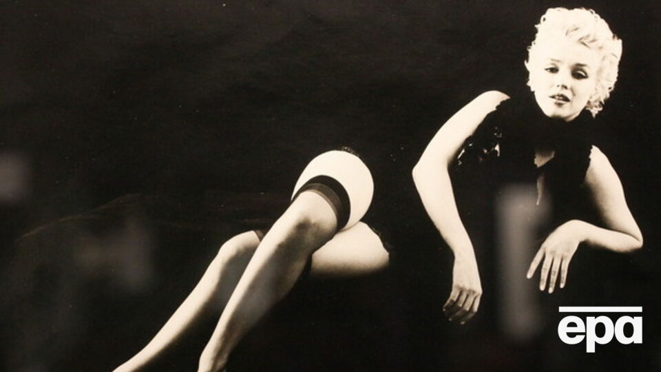 Особенно популярной песня Happy birthday to you стала после того, как актриса Мэрилин Монро исполнила ее для президента США Джона Кеннеди в 1962 году