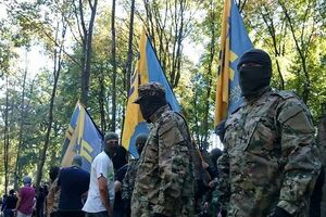 Молодые люди, атаковавшие дом Михаила Добкина, скрывали свои лица