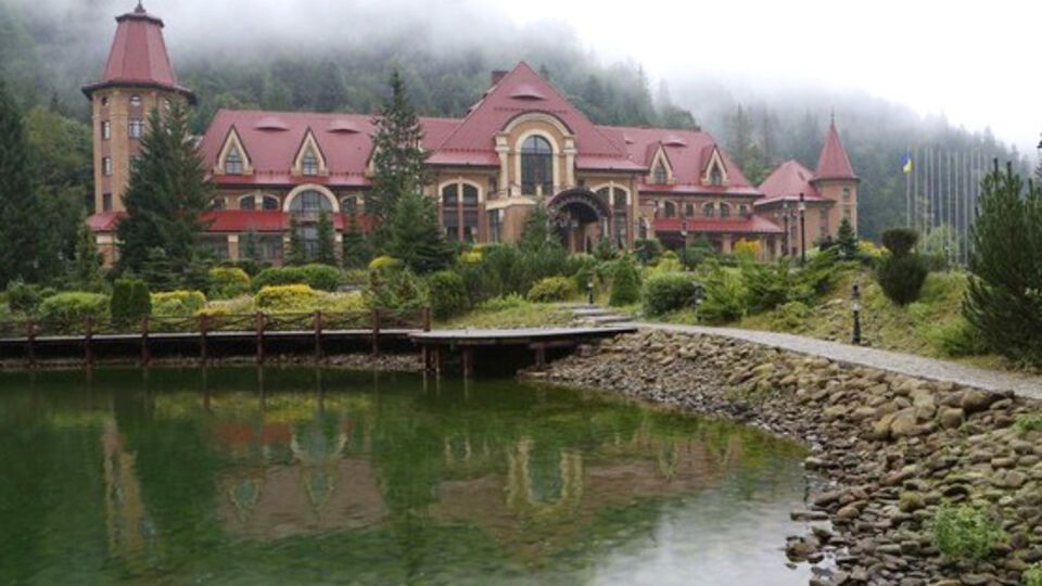 Земли в госрезиденции "Синегора" возвращены государству