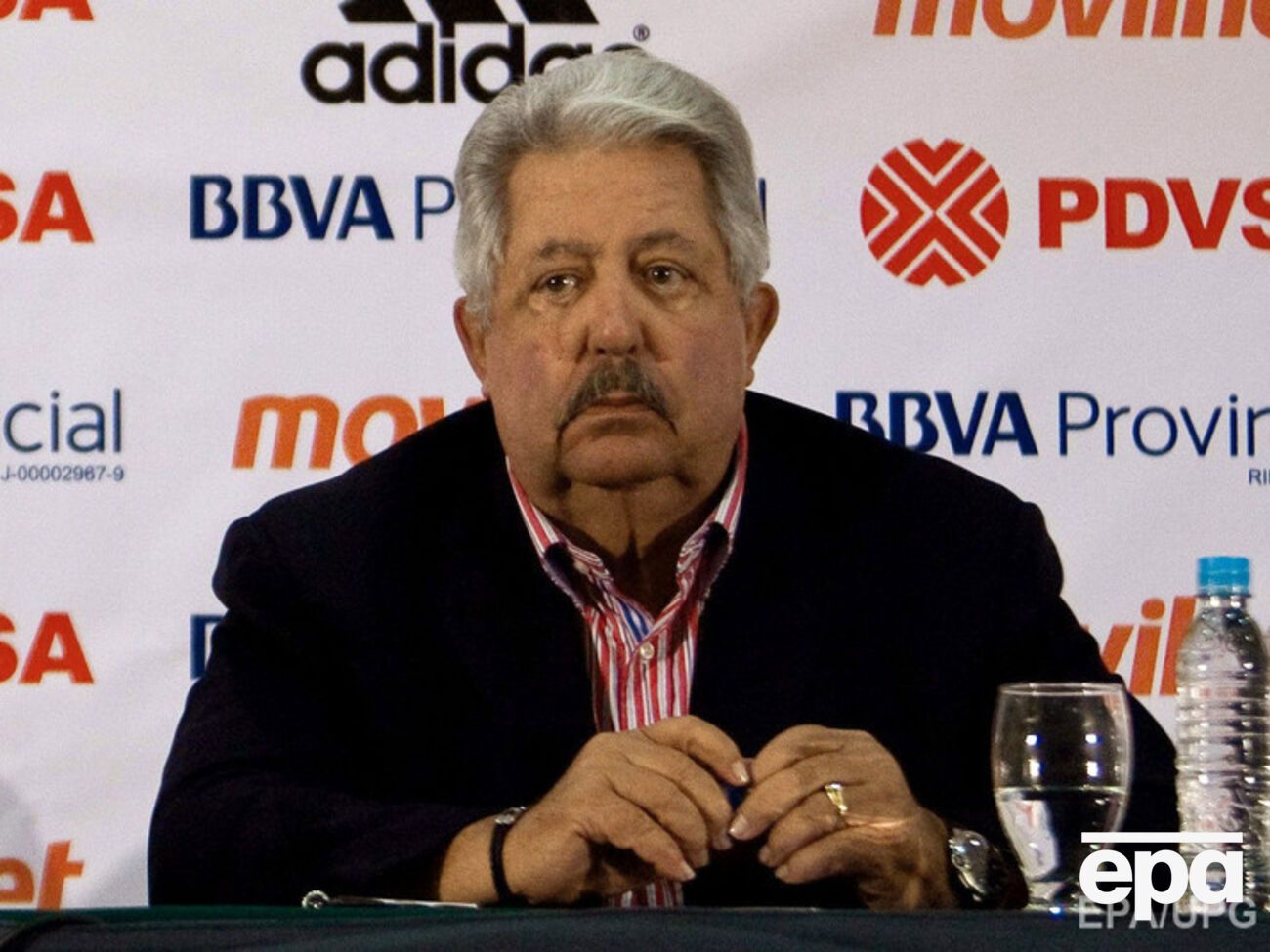 Эскивель обвиняется в получении многомиллионных взяток